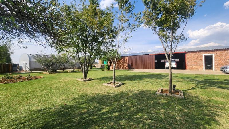 4 Bedroom Property for Sale in Kwaggafontein Free State